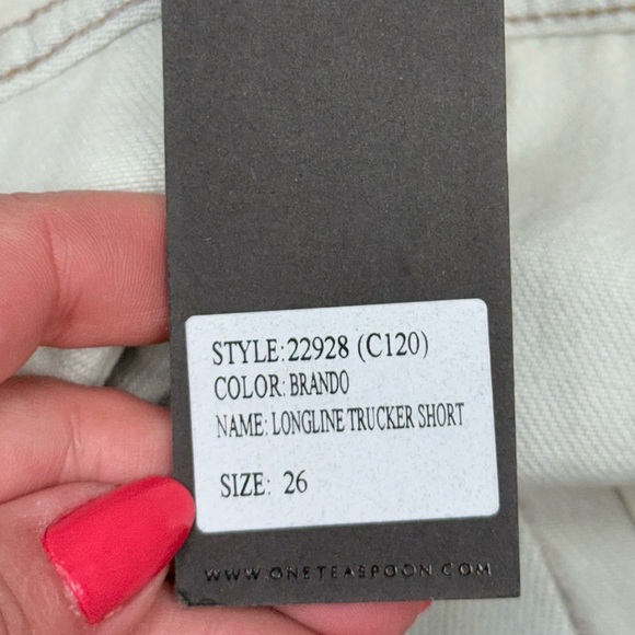 One Teaspoon Longline Trucker Denim Shorts, Size 26, NWT, White Ripped Shorts - Picture 5 of 13